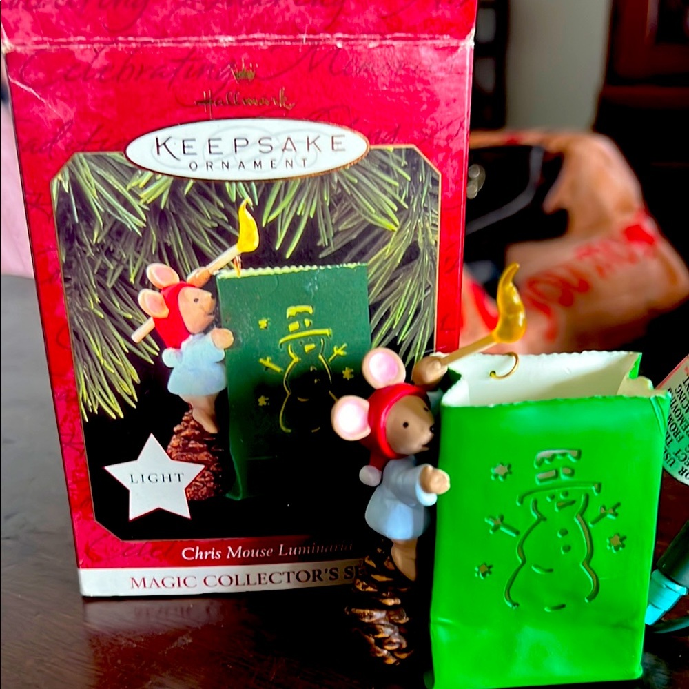 Hallmark keepsake ornament, Chris mouse luminary, magic  collector series